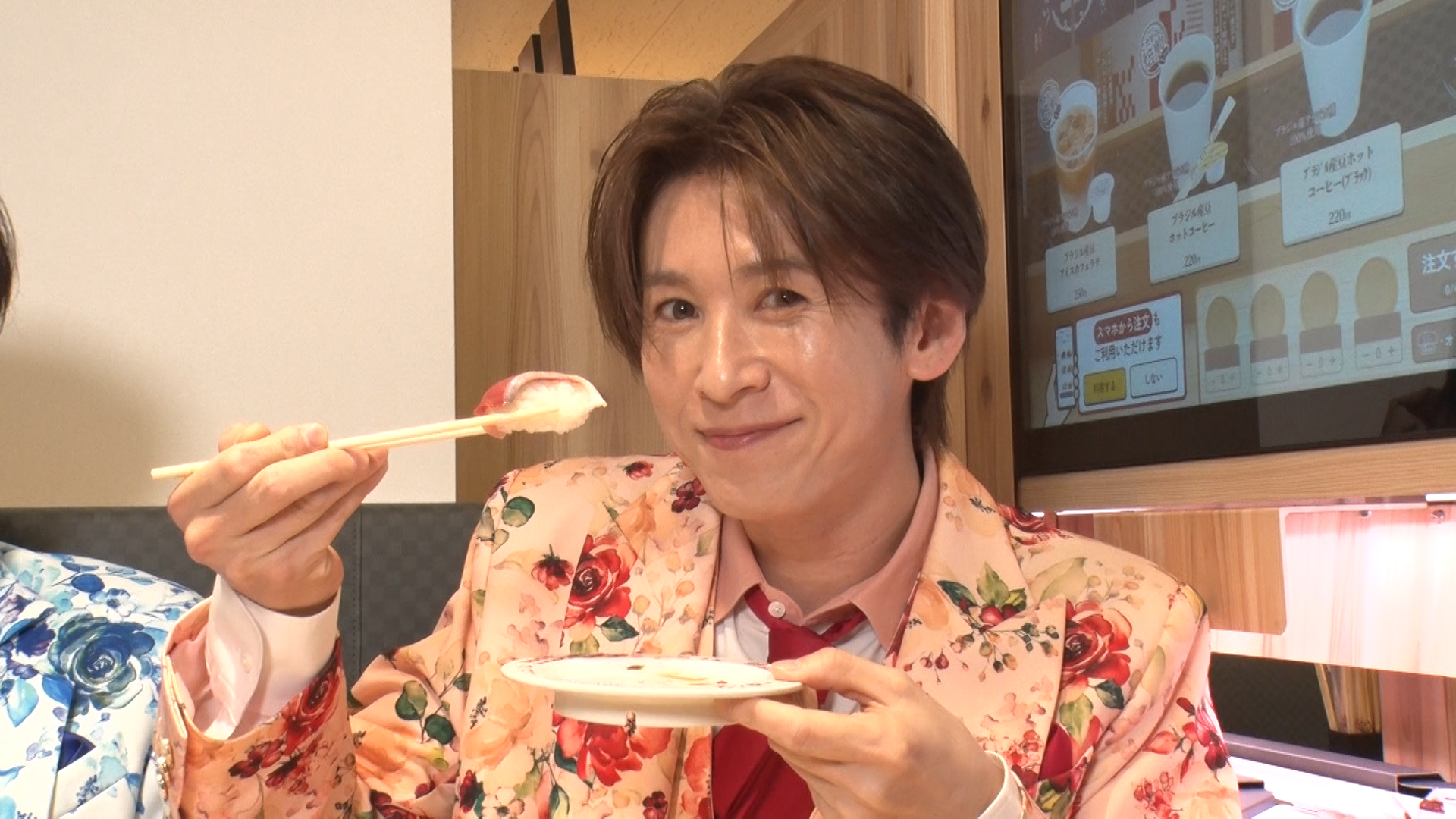 スシローで職業体験するメンバー
