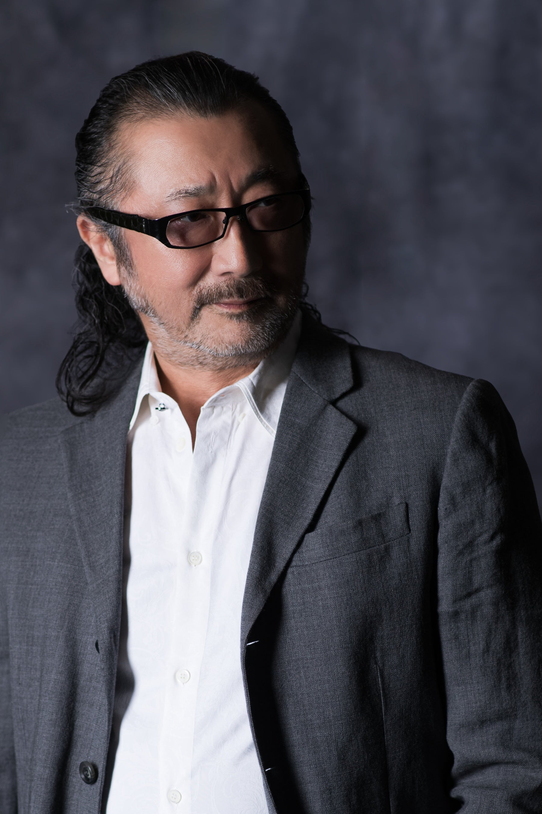 アオ役大塚明夫